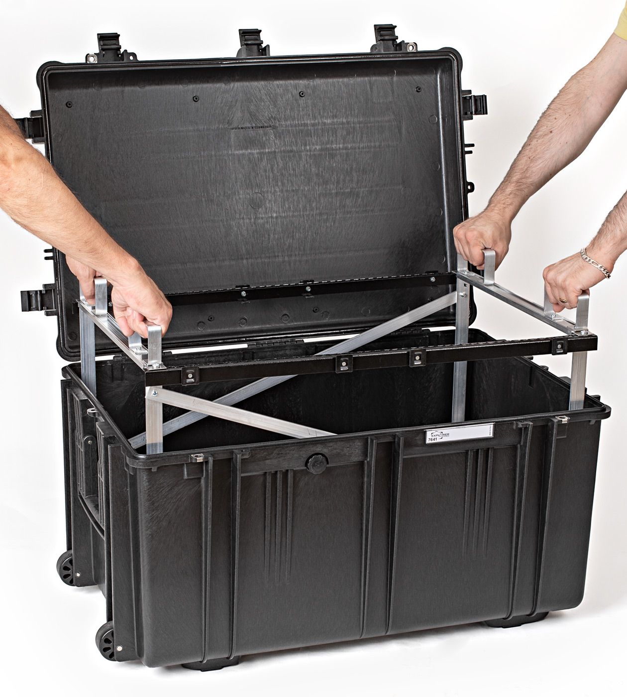 EXPLORER Case 7641